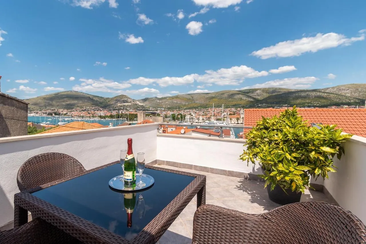Apartments Orlic Trogir